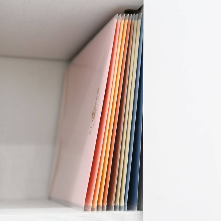 Storage Pockets: 9" x 11.5" (20 pieces/set)